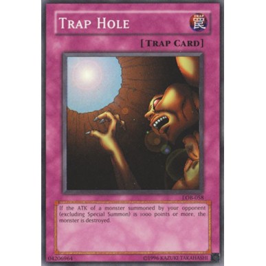 Trap Hole (V.1 - Super Rare)