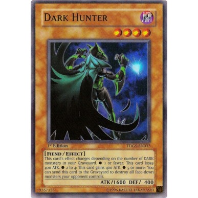 Cacciatore Oscuro (V.1 - Ultra Rare)